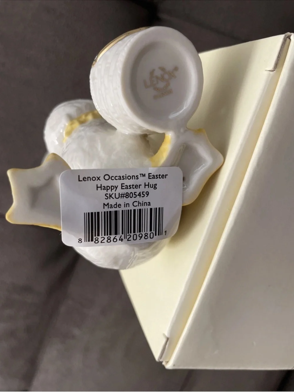 Lenox Occasions Easter HAPPY EASTER HUG Porcelain Duck 5” - SKU # 805459 - NIB!